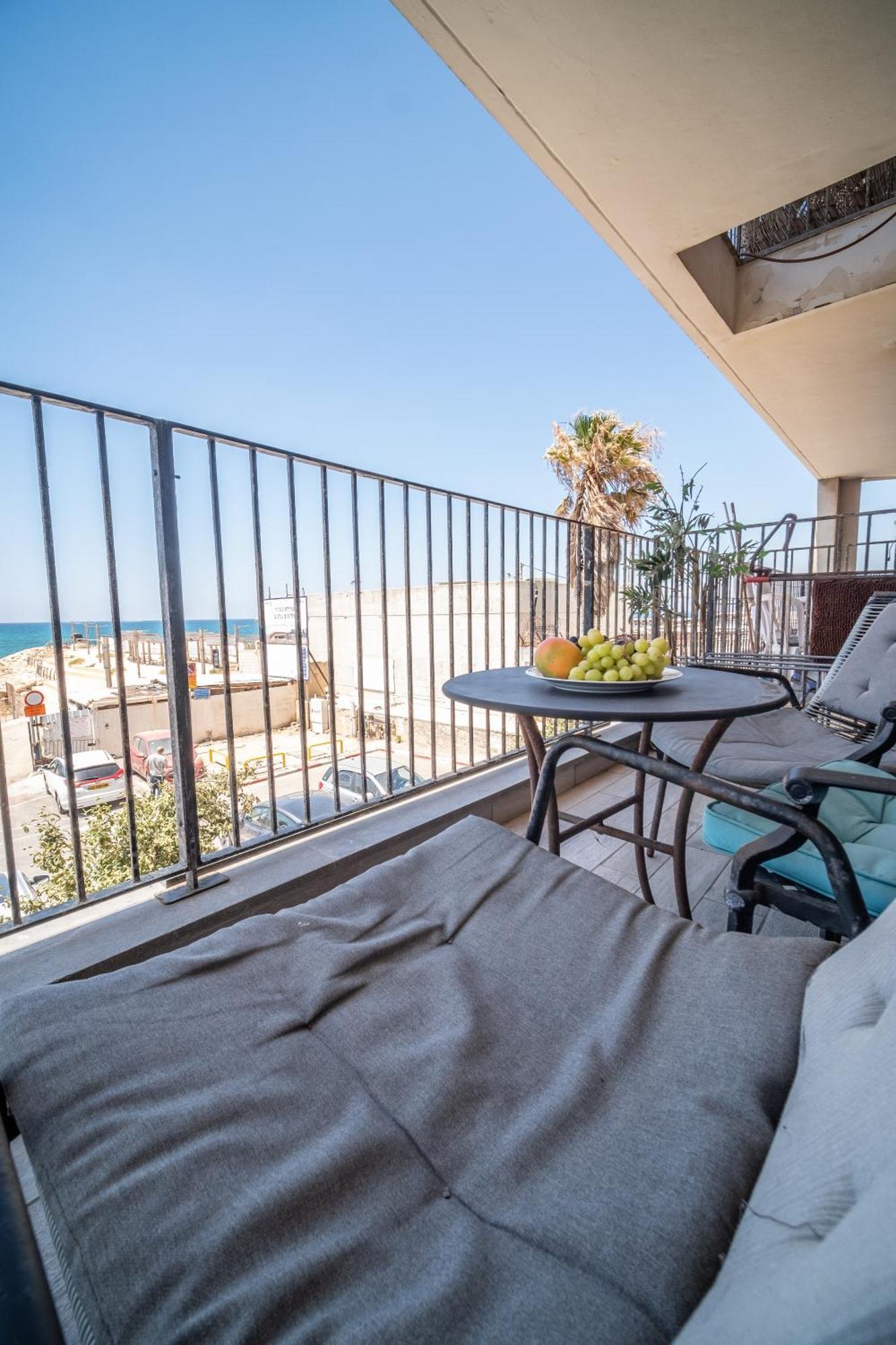 Апартаменты Bat Galim Full Sea View Balcony By Sea N' Rent Хайфа Экстерьер фото